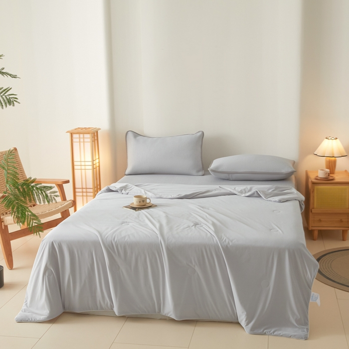 91家纺网 家纺一手货源 找家纺 欧邦 2025春夏新款PE凉感冰豆豆床笠款夏被夏凉被空调被四件套 桃心-灰