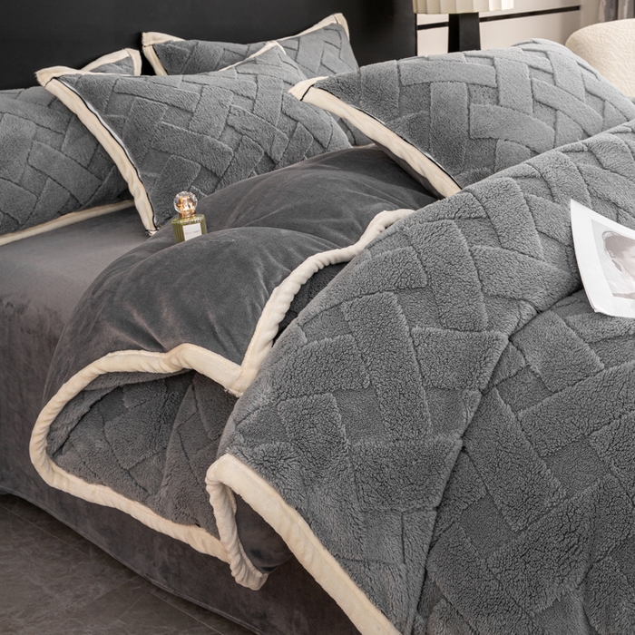 91家纺网 家纺一手货源 找家纺 （总）耐思家纺 2024新款加厚提花兔绒四件套