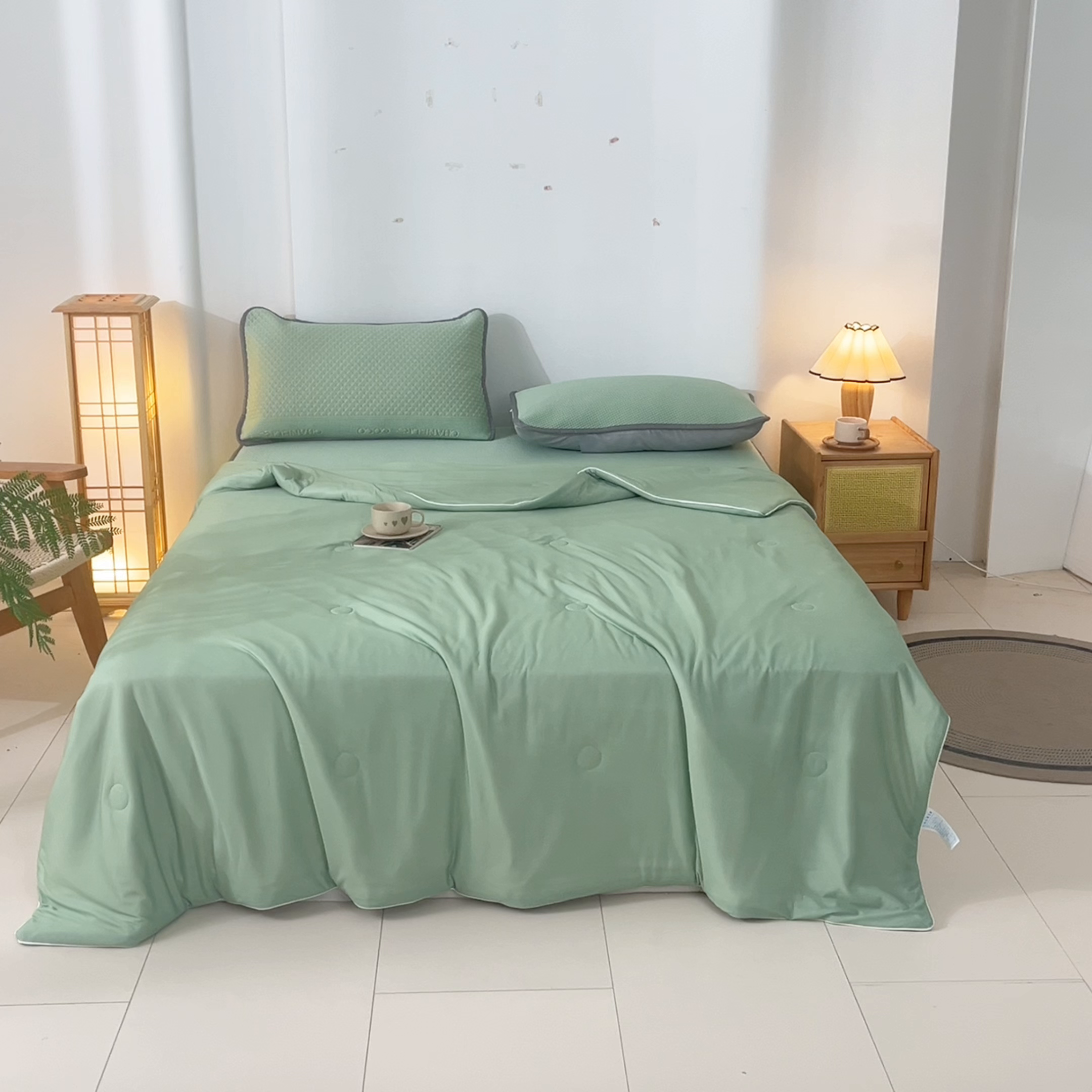 91家纺网 家纺一手货源 找家纺 欧邦 2025春夏新款PE凉感冰豆豆床笠款夏被夏凉被空调被四件套 四叶草-绿