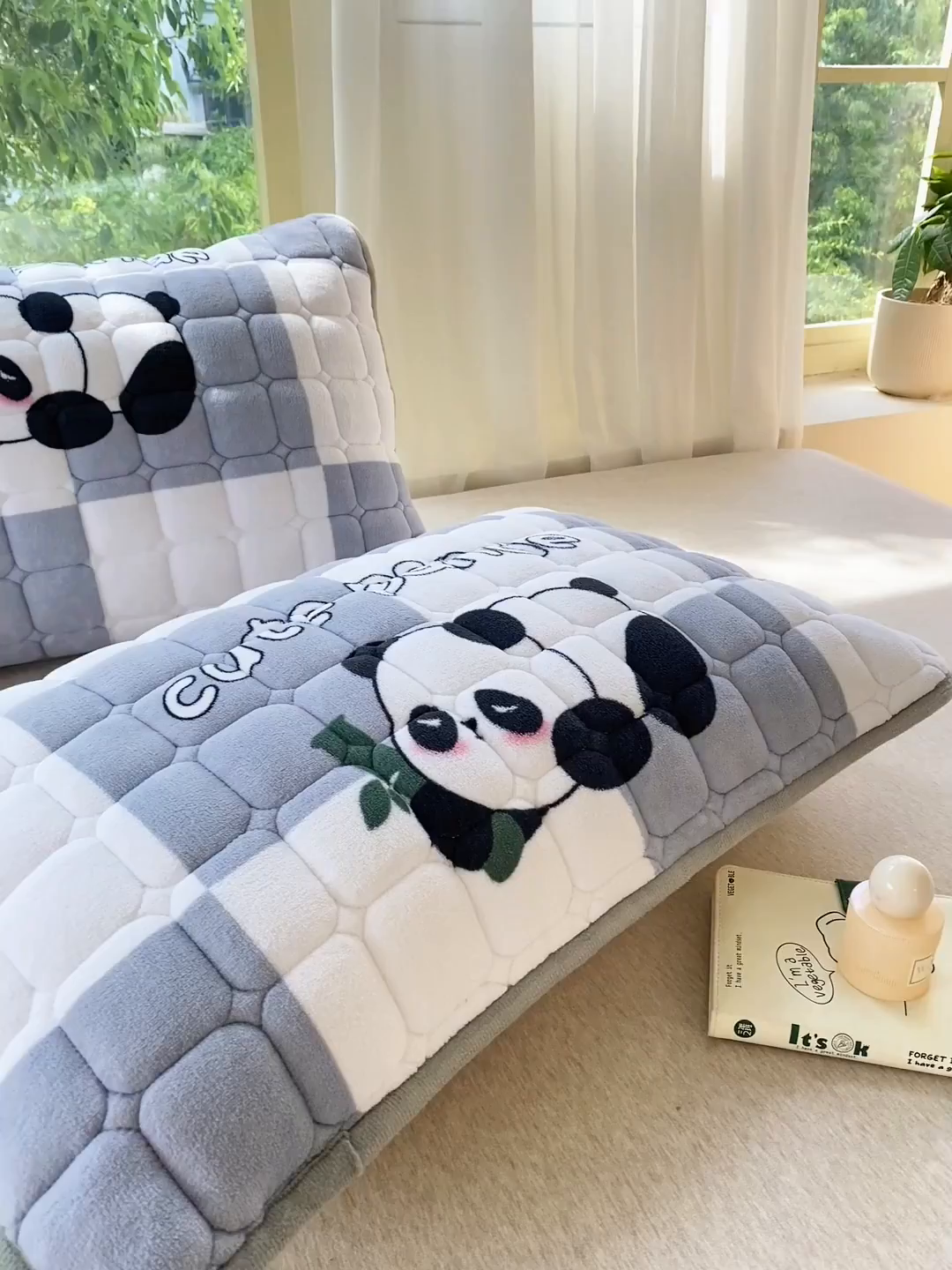 91家纺网 家纺一手货源 找家纺 （总）耐思家纺 2025 新款夹棉印花卡通纯色单品枕套