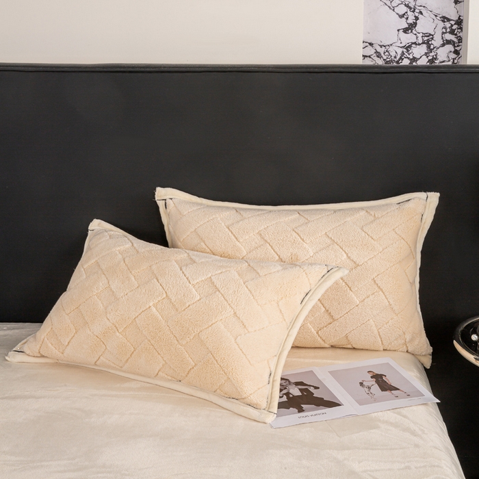 91家纺网 家纺一手货源 找家纺 （总）耐思家纺 2025 新款加厚提花兔绒套件单品-单枕套