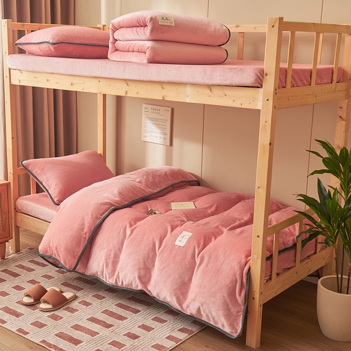 91家纺网 家纺一手货源 找家纺 （总）耐思家纺 2024新款学生宿舍牛奶绒保暖三件套