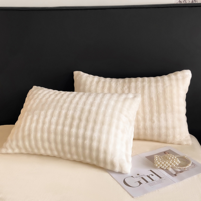 91家纺网 家纺一手货源 找家纺 （总）耐思家纺 2025 新款A类高克重泡泡兔绒套件单品系列-单枕套