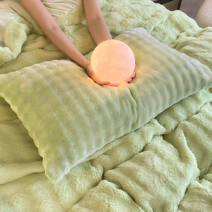 91家纺网 家纺一手货源 找家纺 （总）耐思家纺 2025 新款A类高克重泡泡兔绒套件单品系列-单枕套