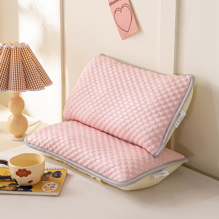 91家纺网 家纺一手货源 找家纺 博雅 2025春夏新款儿童凉感豆豆枕套 枕套单件 凉豆豆粉