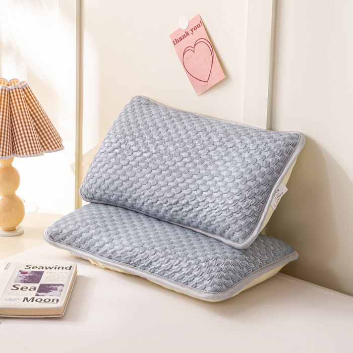 91家纺网 家纺一手货源 找家纺 博雅 2025春夏新款儿童凉感豆豆枕套 枕套单件 凉豆豆灰