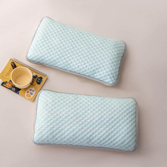 91家纺网 家纺一手货源 找家纺 博雅 2025春夏新款儿童凉感豆豆枕套 枕套单件 凉豆豆青