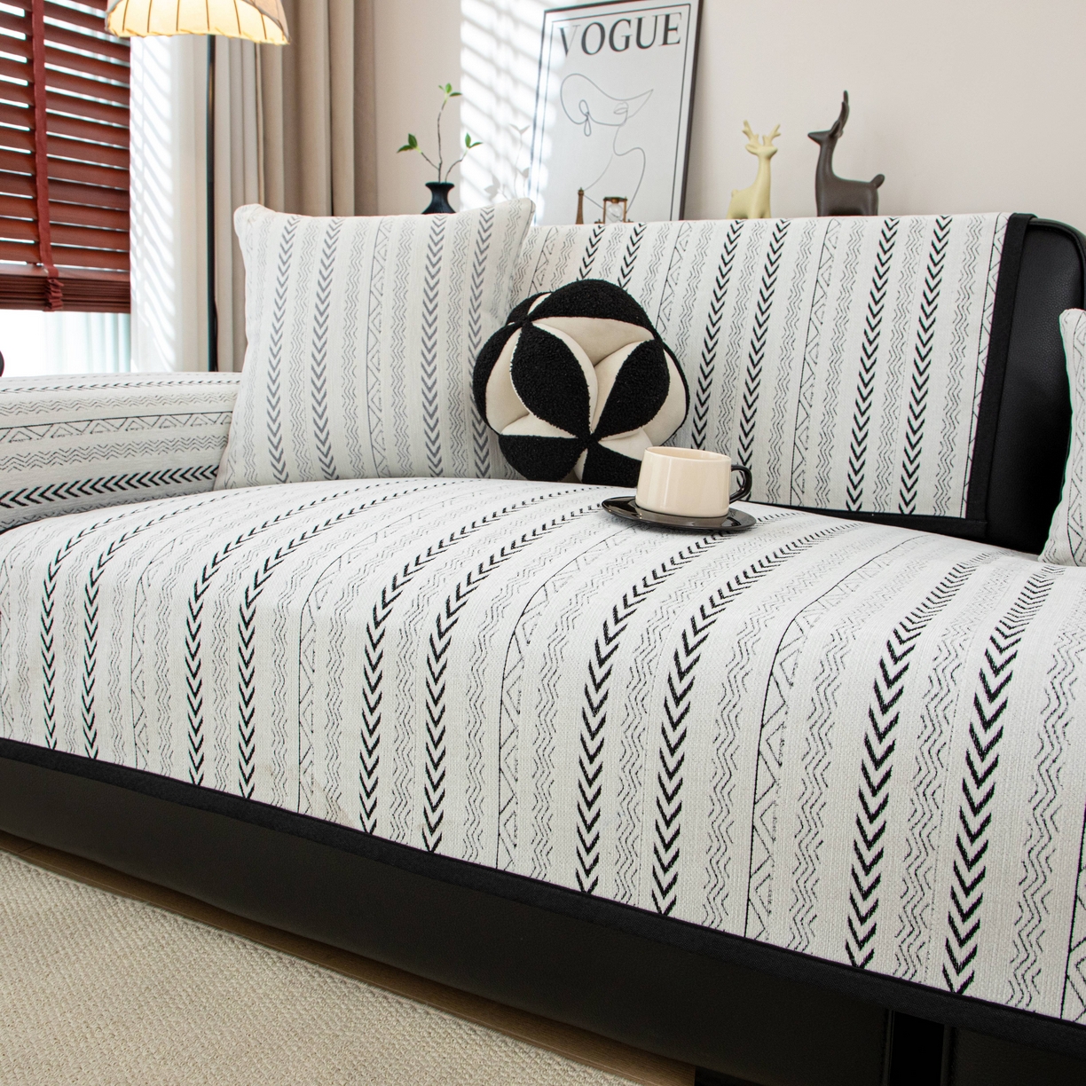 91家纺网 家纺一手货源 找家纺 沐沐家纺 2026新款符文沙发垫 黑色