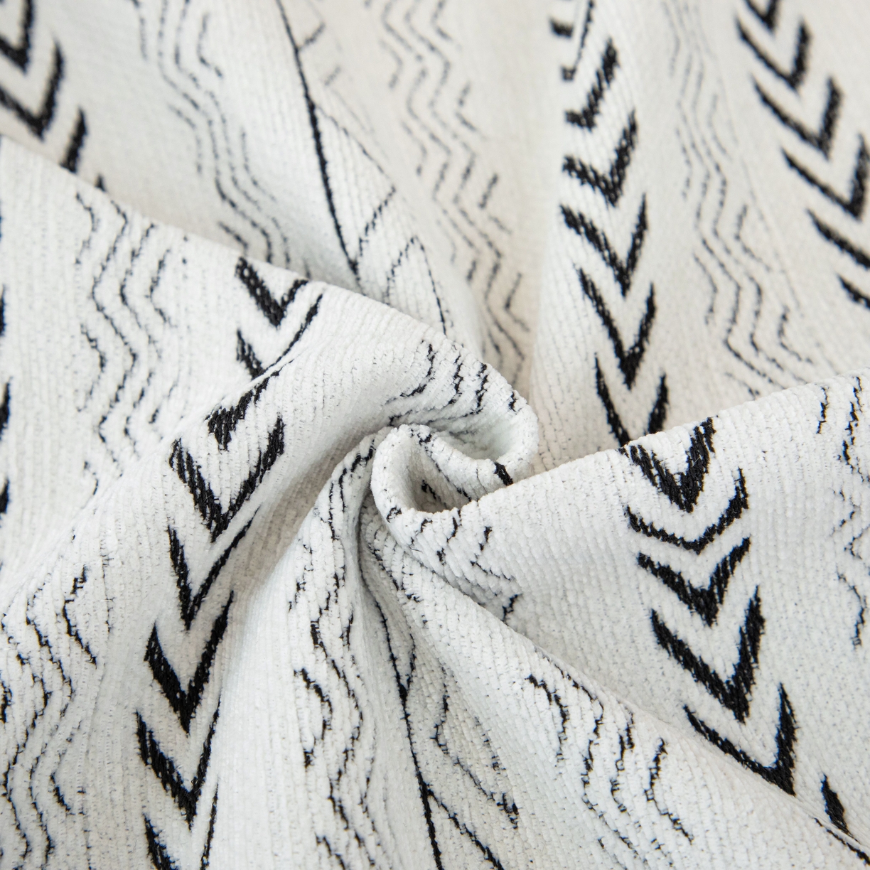 91家纺网 家纺一手货源 找家纺 沐沐家纺 2026新款符文沙发垫 黑色