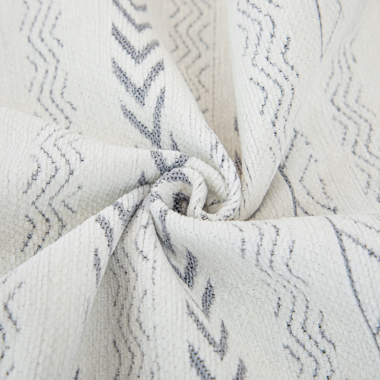 91家纺网 家纺一手货源 找家纺 沐沐家纺 2026新款符文沙发垫 浅中灰