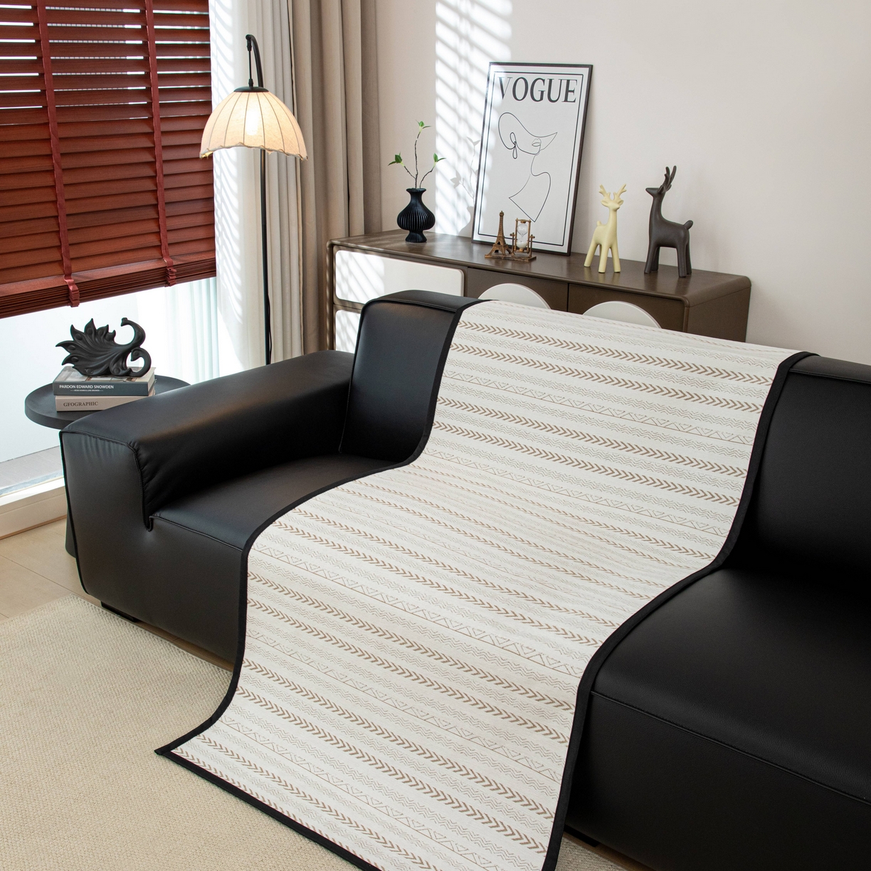 91家纺网 家纺一手货源 找家纺 沐沐家纺 2026新款符文沙发垫 驼色