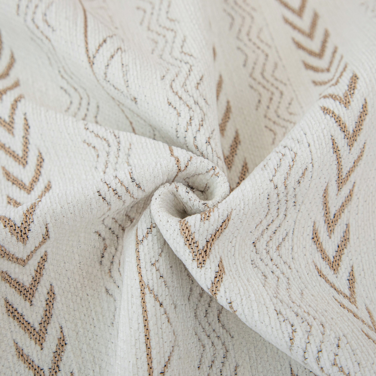 91家纺网 家纺一手货源 找家纺 沐沐家纺 2026新款符文沙发垫 驼色