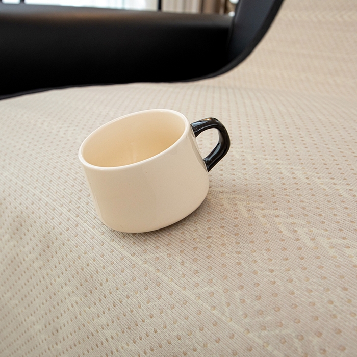 91家纺网 家纺一手货源 找家纺 沐沐家纺 2026新款符文沙发垫 亮橙