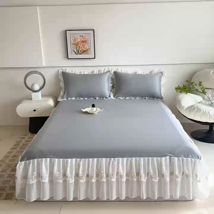 91家纺网 家纺一手货源 找家纺 无瑕家居 2025新款春夏款冰丝凉席床裙款三件套空气层凉席席子凉席床裙 高级灰