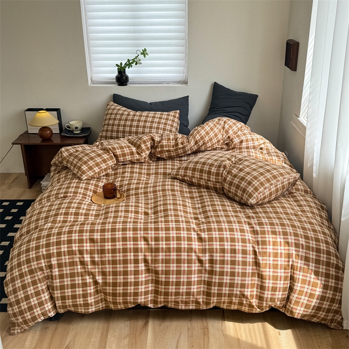 91家纺网 家纺一手货源 找家纺 多品家纺 2025新款简约复古风水洗棉格子四件套 时光+黑