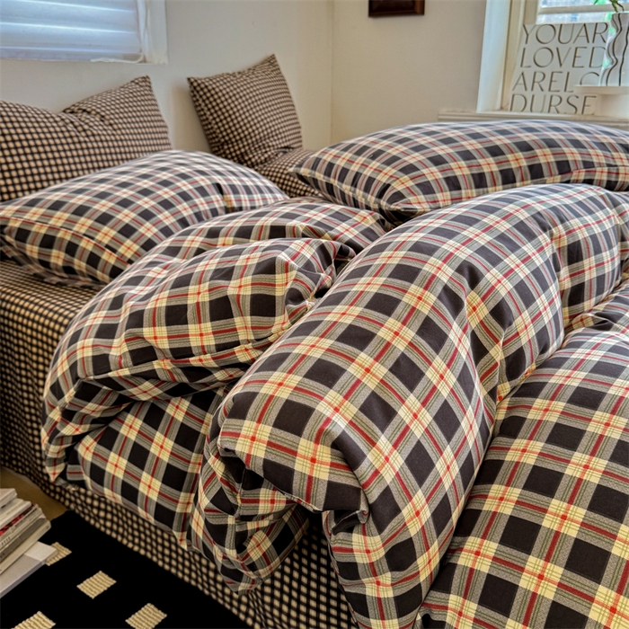 多品家纺 2025新款简约复古风水洗棉格子四件套 柏林+黑小格