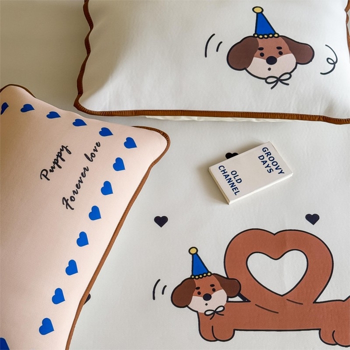 91家纺网 家纺一手货源 找家纺 顾里家纺 2025春夏新款Chic风冰感纤维软席凉席席子 爱心腊肠狗