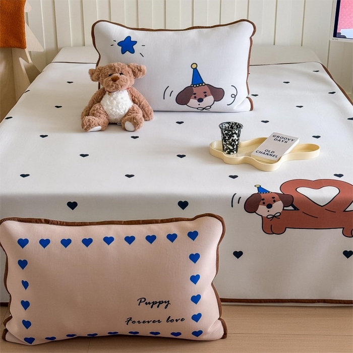 91家纺网 家纺一手货源 找家纺 顾里家纺 2025春夏新款Chic风冰感纤维软席凉席席子 爱心腊肠狗