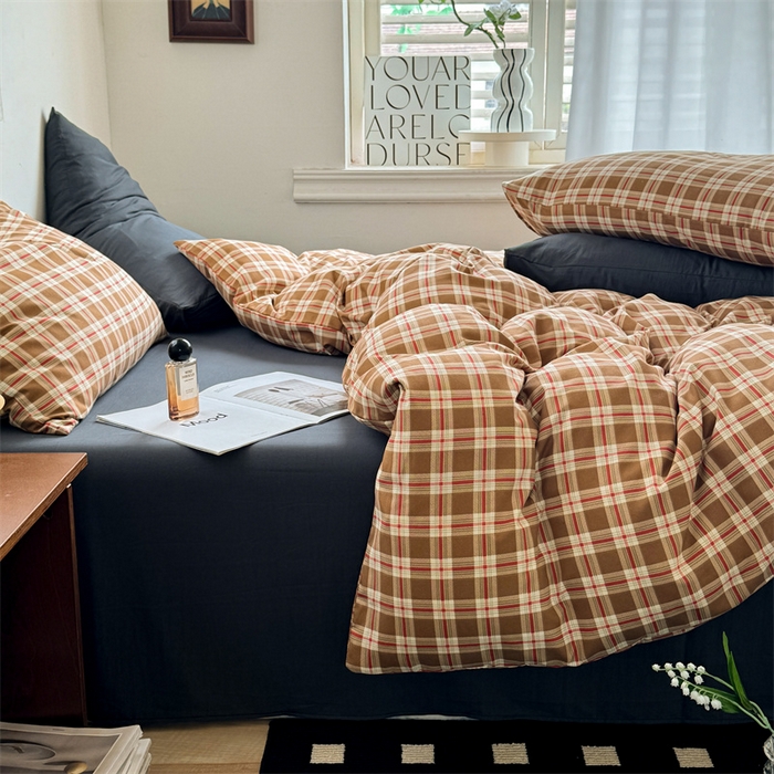 91家纺网 家纺一手货源 找家纺 多品家纺 2025新款简约复古风水洗棉格子单被套被套单件 时光