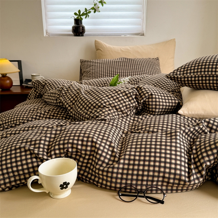 91家纺网 家纺一手货源 找家纺 多品家纺 2025新款简约复古风水洗棉格子单被套被套单件 黑小格