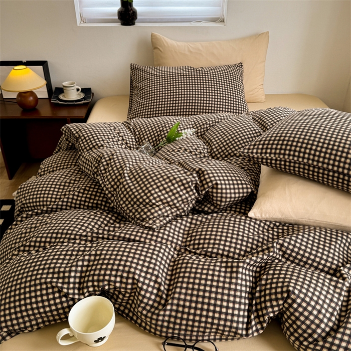 91家纺网 家纺一手货源 找家纺 多品家纺 2025新款简约复古风水洗棉格子单被套被套单件 黑小格