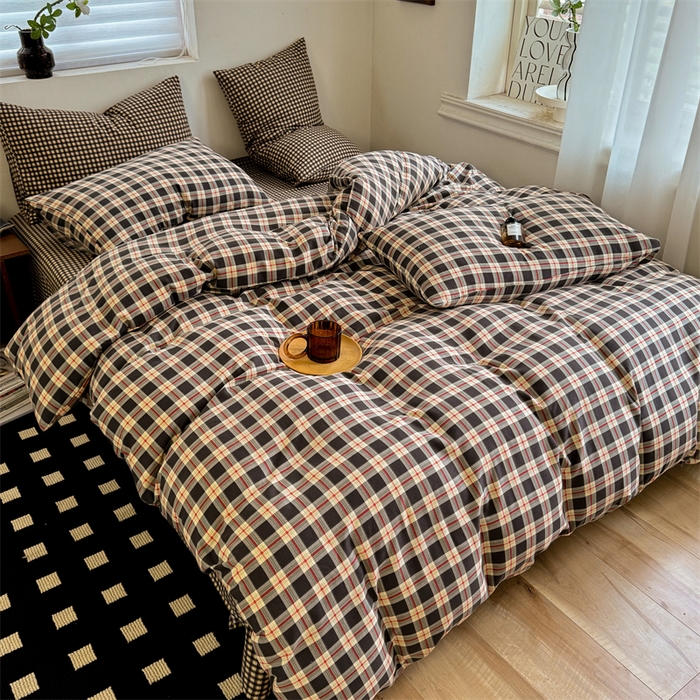 91家纺网 家纺一手货源 找家纺 多品家纺 2025新款简约复古风水洗棉格子单被套被套单件 柏林