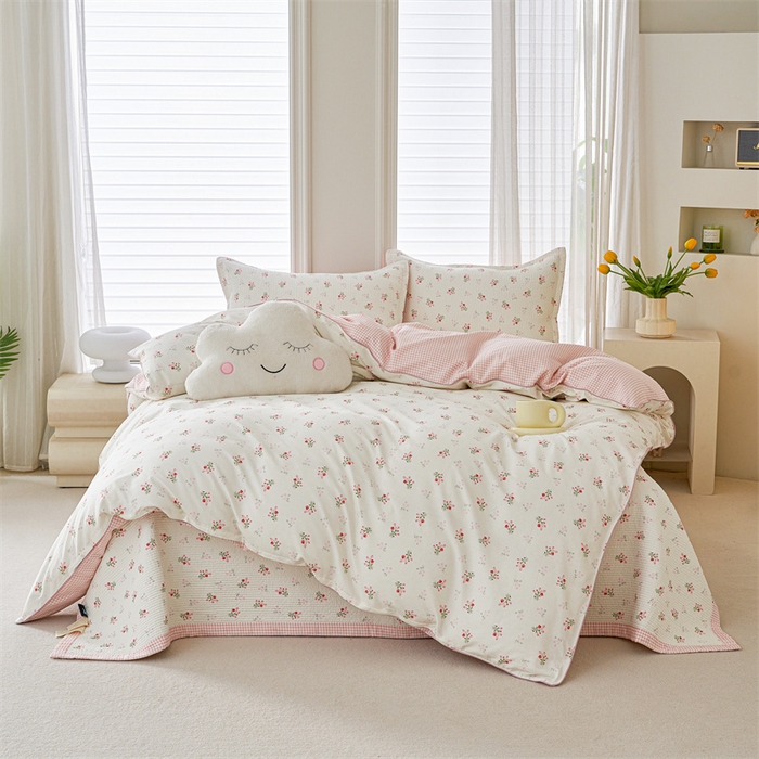 91家纺网 家纺一手货源 找家纺 （总）洽想家 2025新款里外夹棉新疆棉花水洗床盖A1系列