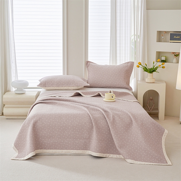 91家纺网 家纺一手货源 找家纺 （总）洽想家 2025新款里外夹棉新疆棉花水洗床盖A1系列