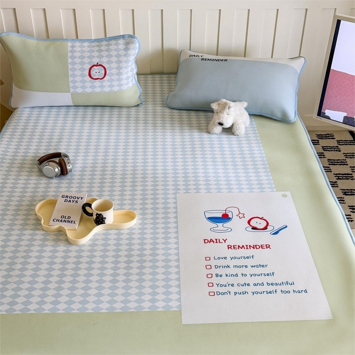 91家纺网 家纺一手货源 找家纺 顾里家纺 2025春夏新款Chic风冰感纤维软席凉席席子 假期日记