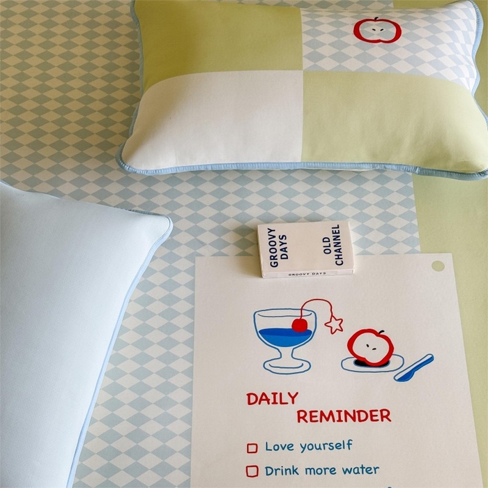 91家纺网 家纺一手货源 找家纺 顾里家纺 2025春夏新款Chic风冰感纤维软席凉席席子 假期日记