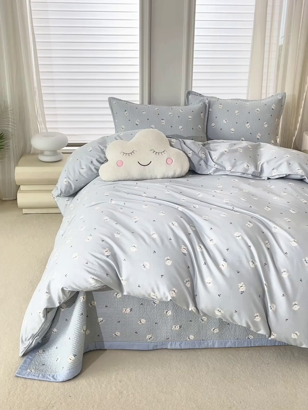 91家纺网 家纺一手货源 找家纺 （总）洽想家 2025新款里外夹棉新疆棉花水洗床盖A1系列