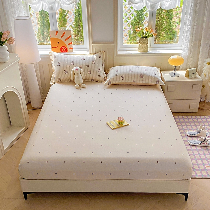 91家纺网 家纺一手货源 找家纺 天之爱 2025新款全棉印花单床笠 条纹熊