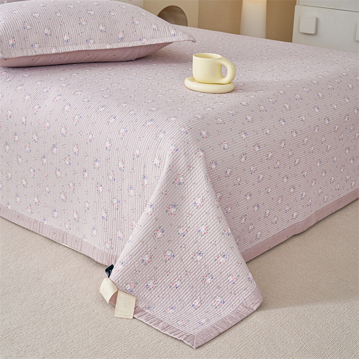 91家纺网 家纺一手货源 找家纺 洽想家 2025新款里外夹棉新疆棉花水洗床盖A1系列 粉黛