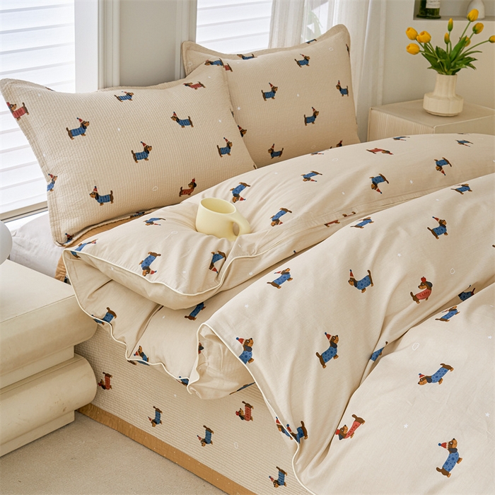 91家纺网 家纺一手货源 找家纺 洽想家 2025新款里外夹棉新疆棉花水洗床盖A1系列 班长狗