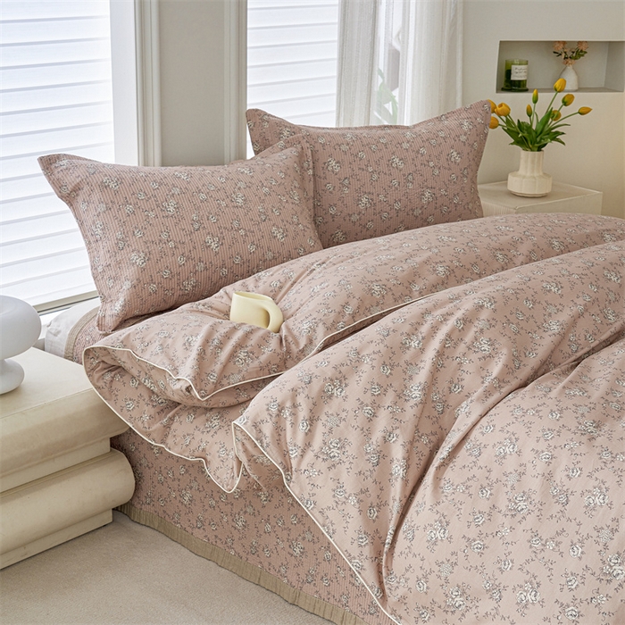 91家纺网 家纺一手货源 找家纺 洽想家 2025新款里外夹棉新疆棉花水洗床盖A1系列 绮梦