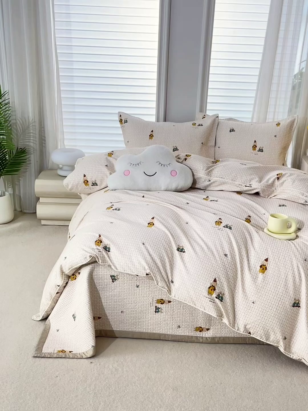 91家纺网 家纺一手货源 找家纺 洽想家 2025新款里外夹棉新疆棉花水洗床盖A1系列 兔梦园