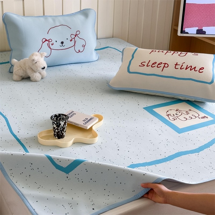 91家纺网 家纺一手货源 找家纺 顾里家纺 2025春夏新款Chic风冰感纤维软席凉席席子 泼墨线条狗