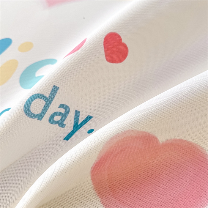 91家纺网 家纺一手货源 找家纺 康纳利 2025新款碳光冰丝席床裙款凉席软凉席 复合冰丝床裙款-彩虹草莓