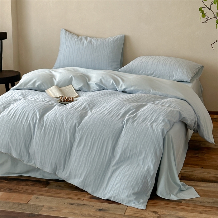 91家纺网 家纺一手货源 找家纺 梦享生活家居 2025新款色织三层提花人字纹面料四件套-青春系列恋青春天蓝