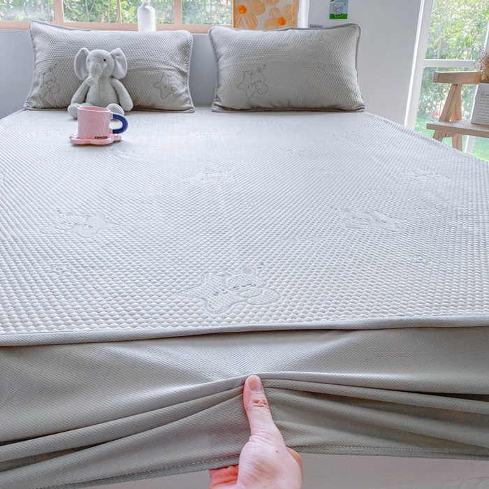 91家纺网 家纺一手货源 找家纺 千朵 2025新款凉感PE冰豆豆提花床笠款凉席 星星兔香槟