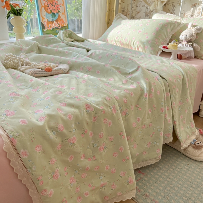 91家纺网 家纺一手货源 找家纺 （总）子钦家纺 2025新款韩版碎花法式风情花边水洗棉夏被夏凉被空调被四件套-风格二