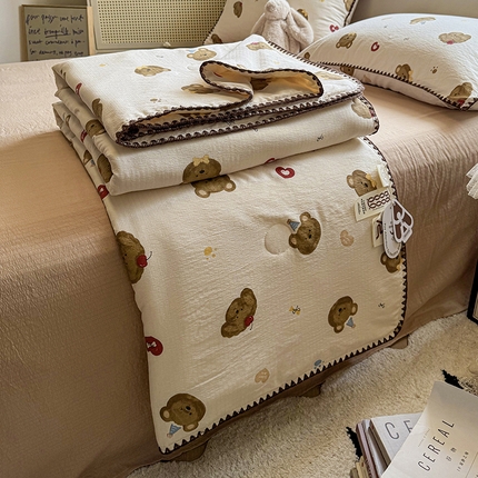 91家纺网 家纺一手货源 找家纺 （总）晚爱家纺（原晚安家居）  2025新款A类母婴级云感双层纱三角针夏被贝壳边夏凉被春夏贝壳绣【可提供买家秀】