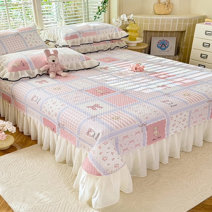 91家纺网 家纺一手货源 找家纺 金盛皇朝家纺 2025夏季新款冰丝凉豆豆床盖凉席 糖熊仔仔