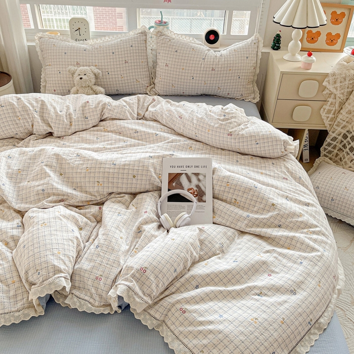 91家纺网 家纺一手货源 找家纺 2025新款云感木棉皱皱双层纱全棉花边四件套 遇见