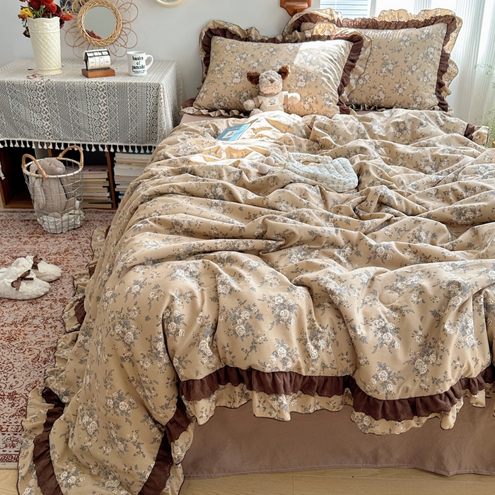 91家纺网 家纺一手货源 找家纺 轻奢坊 2025新款复古风双层纱水洗棉夏被四件套 夏被-莫奈