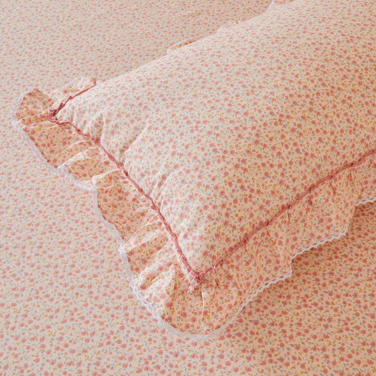 91家纺网 家纺一手货源 找家纺 缦彩 2025新款韩版全棉公主风枕套 美娜