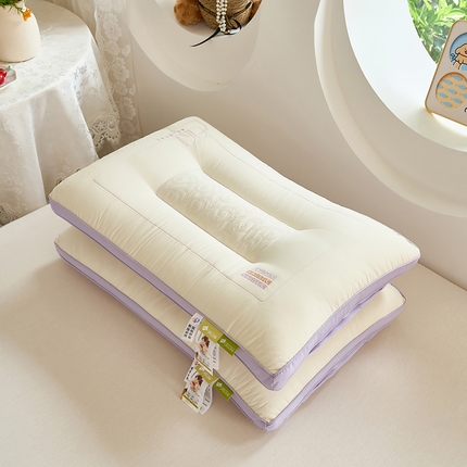 91家纺网 家纺一手货源 找家纺 （总）幸运草 2025新款轻奢立体亲肤枕头 成人家用护颈椎助眠枕芯