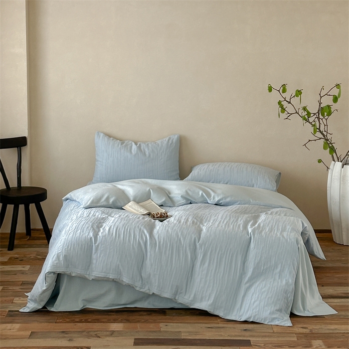 91家纺网 家纺一手货源 找家纺 梦享生活家居 2025新款色织三层提花人字纹面料四件套-青春系列恋青春天蓝