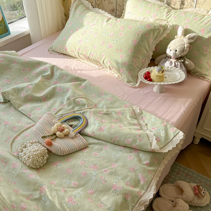 91家纺网 家纺一手货源 找家纺 （总）子钦家纺 2025新款韩版碎花法式风情花边水洗棉夏被夏凉被空调被四件套-风格二