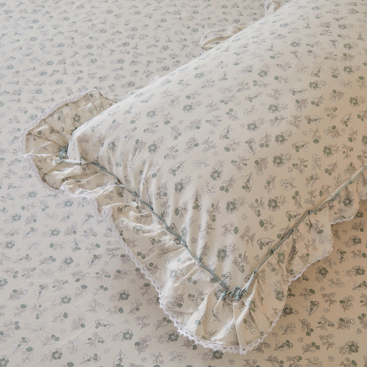 91家纺网 家纺一手货源 找家纺 缦彩 2025新款韩版全棉公主风枕套 春野